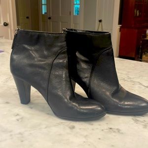 Black leather booties- 8. Adrianne Vittadini